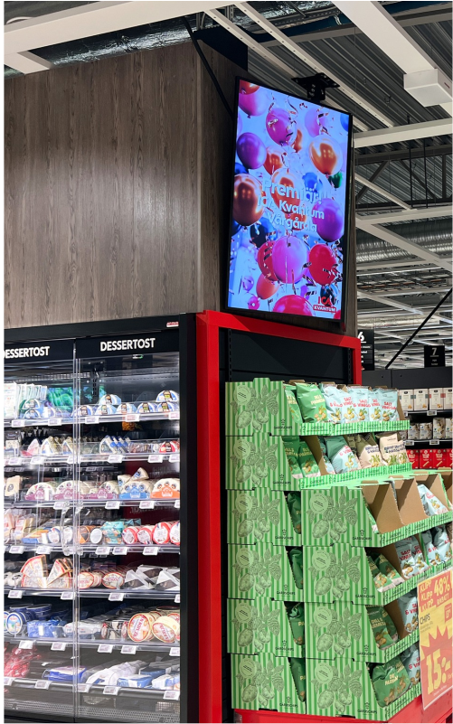 Replacing LCD with LED digital signage— why we chose to focus on this market segment